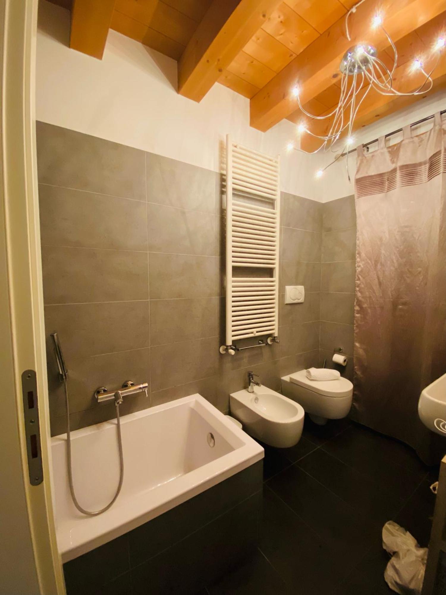 Central Luxury Garden Guest House 梅斯特雷 外观 照片
